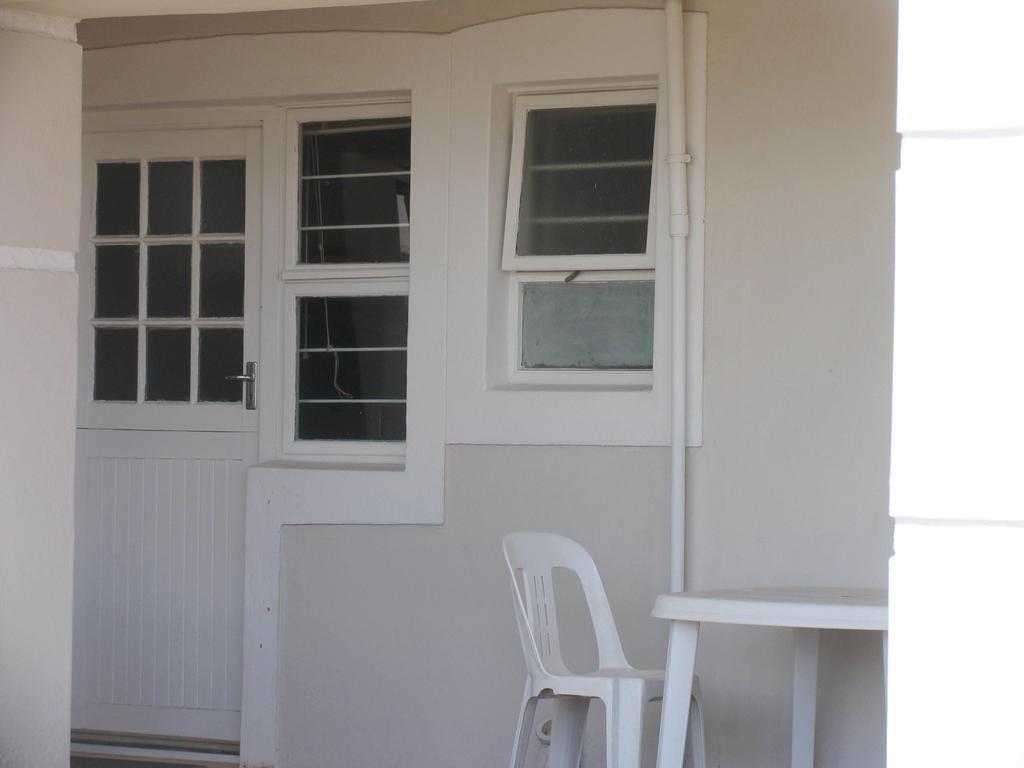 The Whale Cove Apartment Gansbaai Room photo